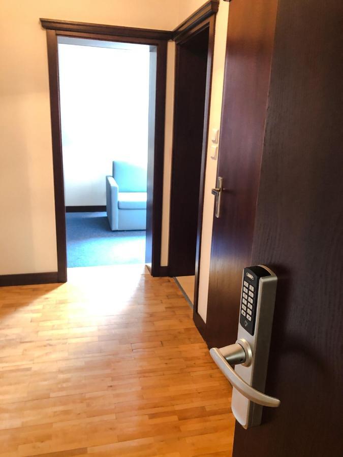 Dom Wczasowy Pod Zegarem Łeba Exterior foto